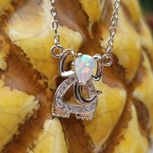 Genuine.0.66ctw Opal Elephant Necklace